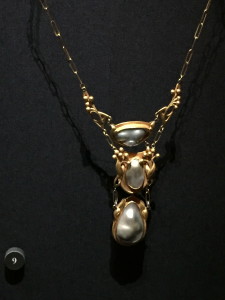 Kalo Shop necklace, gold and pearl, c. 1900.  This is much more elaborate than typical Kalo jewelry